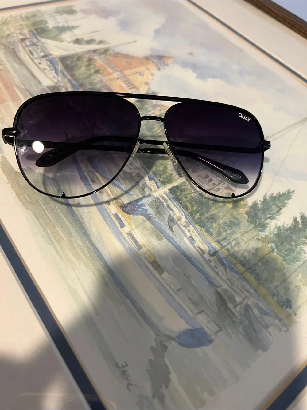 Quay Australia High key Aviator Sunglasses with Gradient Smoke Lenses